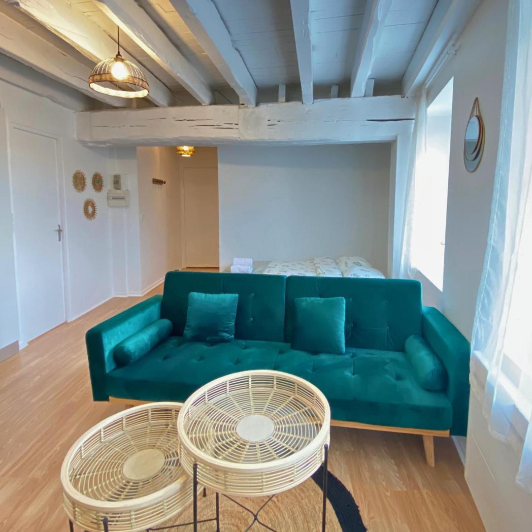 Charmant Studio A Etampes Apartman Kültér fotó